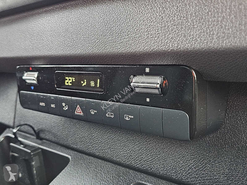 Veicolo commerciale Mercedes 214 ac automaat EURO6