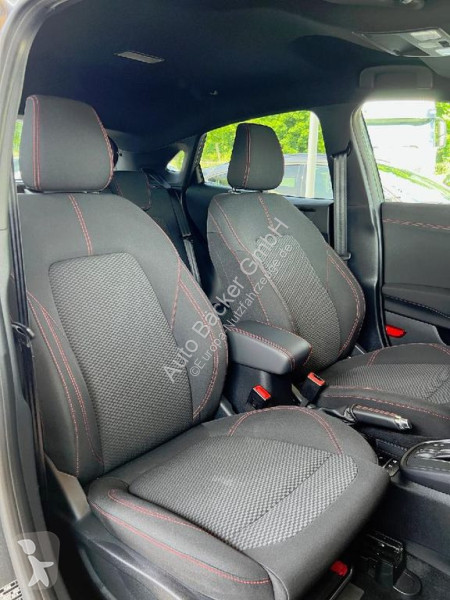 Véhicule utilitaire Ford ST-Line Aut....