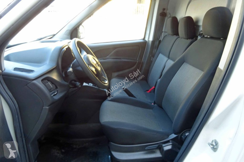 Veicolo commerciale Fiat DOBLO 1,4 T-JET 120...