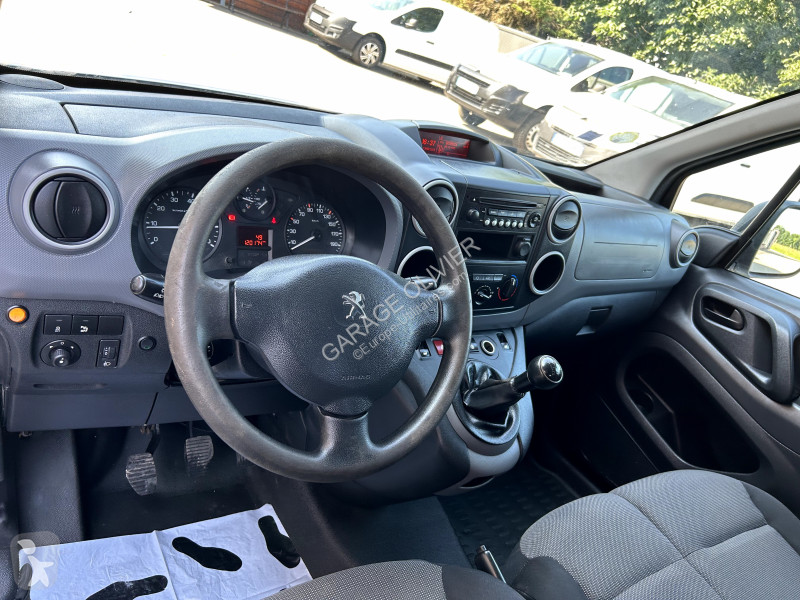 Užitkové vozidlo Peugeot Standard 1.6 Bluehdi...