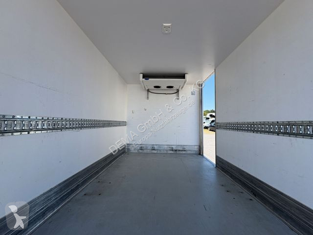 Véhicule utilitaire Iveco...