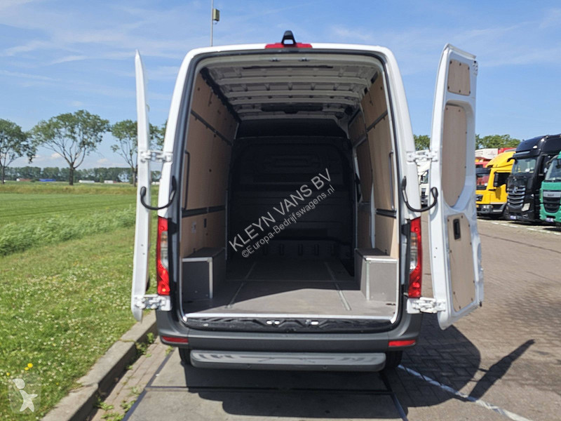 Veicolo commerciale Mercedes 317 L2H2 Navi Mbux