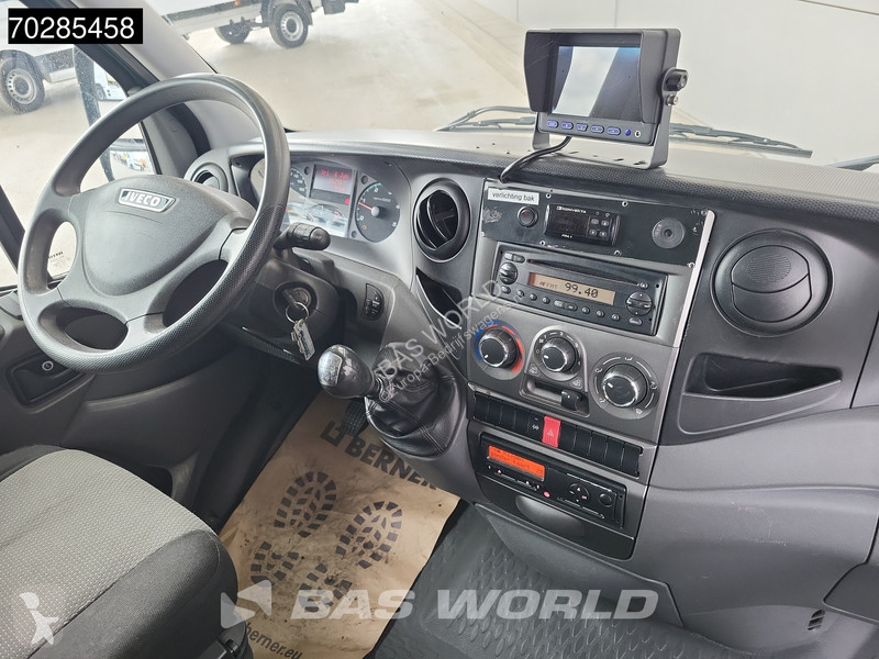 Véhicule utilitaire Iveco 40C15 BE Combi...