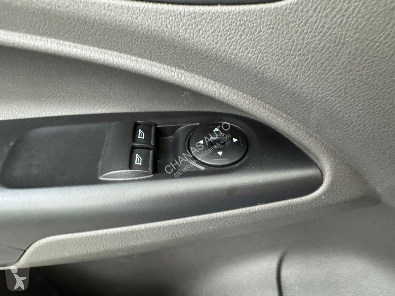 Užitkové vozidlo Ford L1 1.5 ECOBLUE 120 TREND...