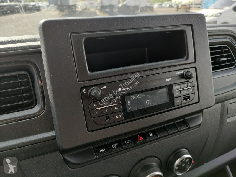 Furgoneta Nissan 20M3 145 CV FOURGON HAYON 3.5 T