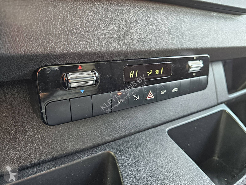 Autoutilitară Mercedes 315 ac automaat EURO6