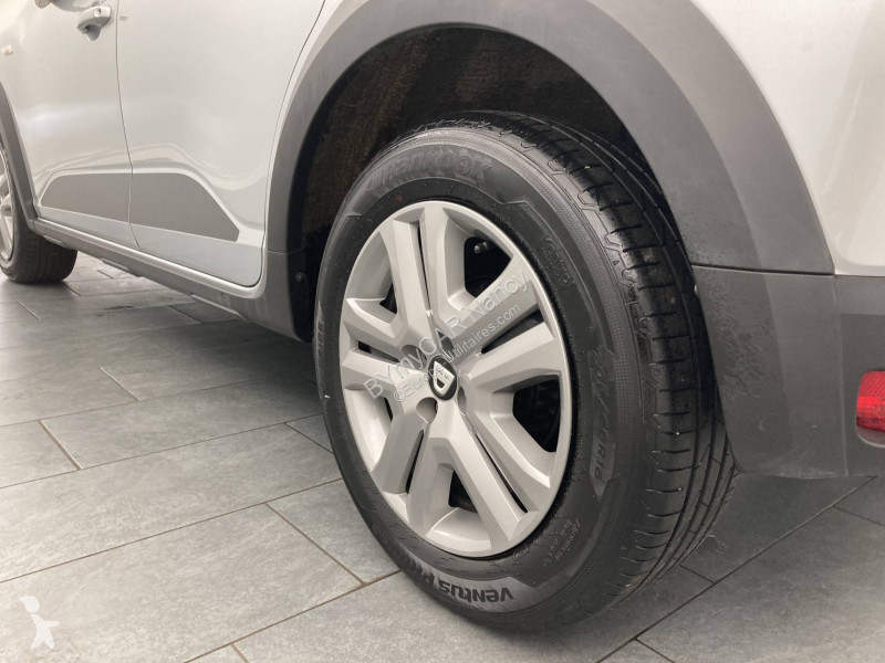 Veículo utilitário Dacia Sandero ECO-G 100