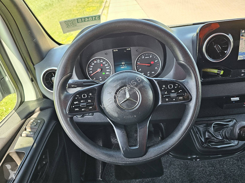 Veicolo commerciale Mercedes 516 L2H2...