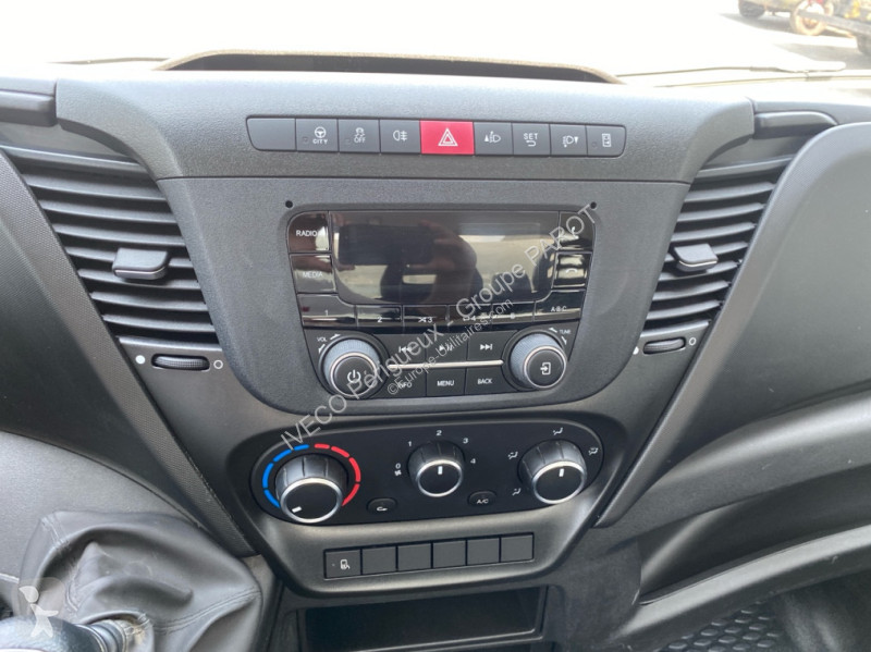 عربة نفعية Iveco 35C16 empattement 3750 Tor