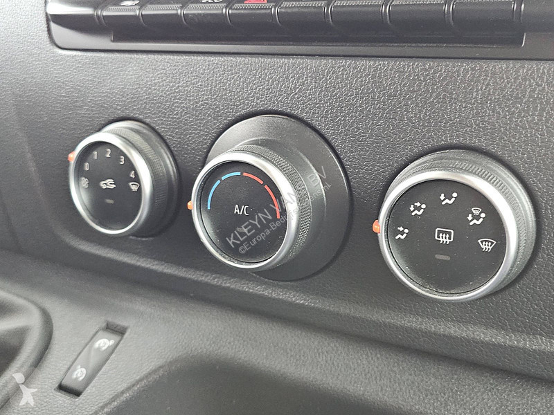 Bedrijfswagen Renault 2.3 L2H2 Navi Euro6 AC!