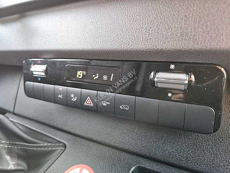 Užitkové vozidlo Mercedes 317 L3H2 Navi 360 Camera