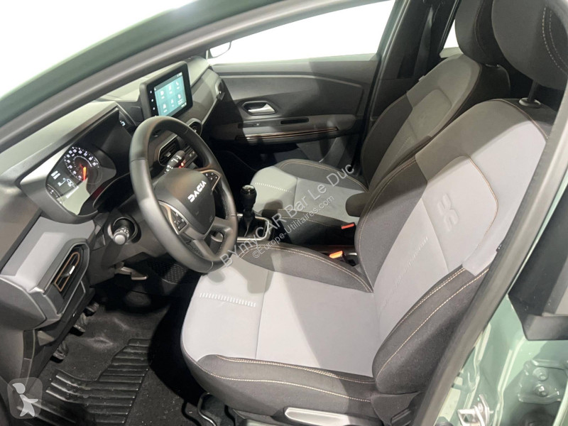 Véhicule utilitaire Dacia Jogger TCe 110 7 places