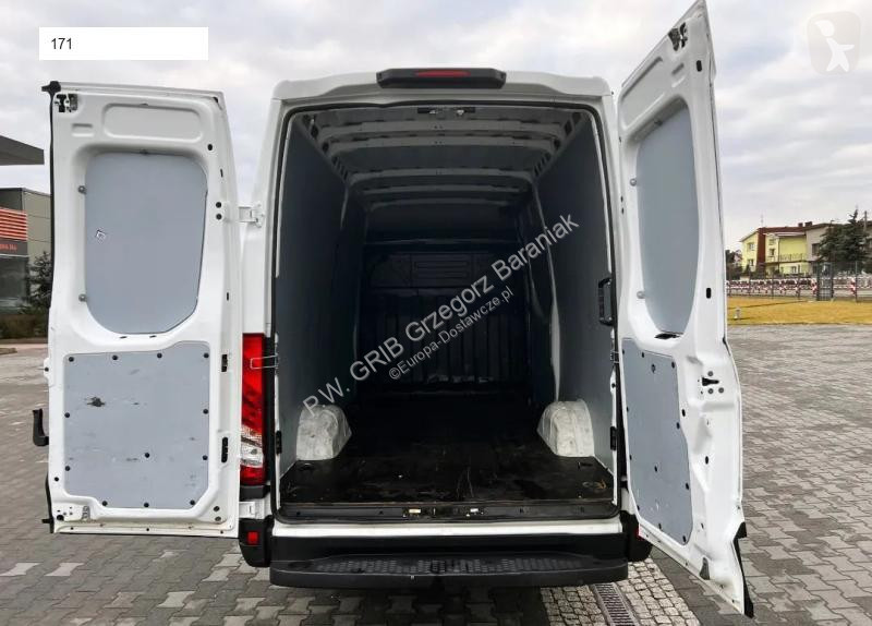 Autoutilitară Iveco 35S14 Furgon L3H2 New Model