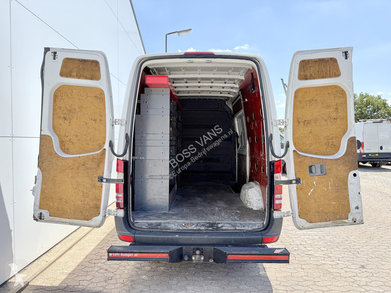 Veículo utilitário Mercedes 211 2.2 CDI...