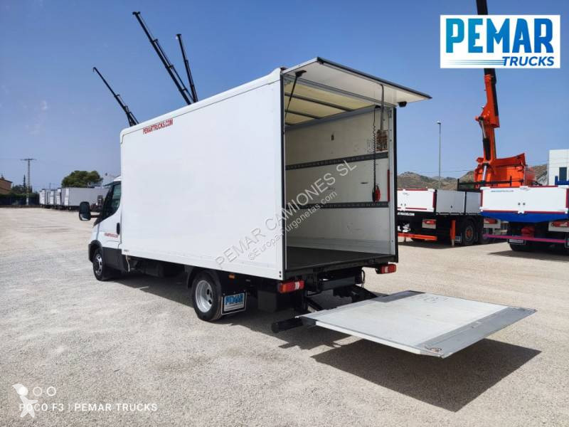 Furgoneta Iveco