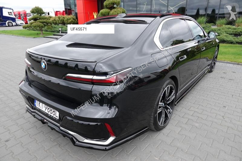 Véhicule utilitaire BMW 7 xDrive M Sport