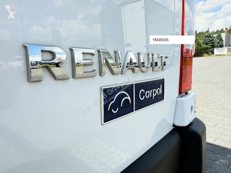Véhicule utilitaire Renault 135 DCI Furgon...