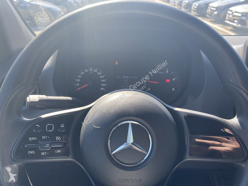 Véhicule utilitaire Mercedes 514 CDI 43 double...