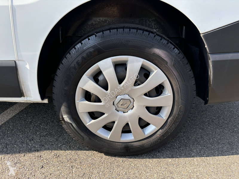Furgoneta Renault L1H1 2.0 BluedCi 120ch Grand...