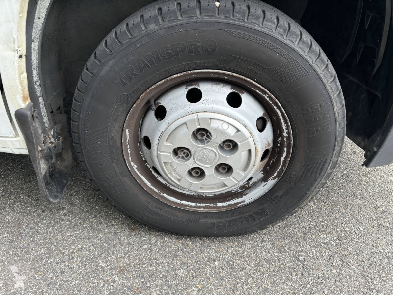 Veículo utilitário Fiat 2.2 JTD 100ch tri-benne
