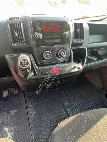 Furgoneta Peugeot
