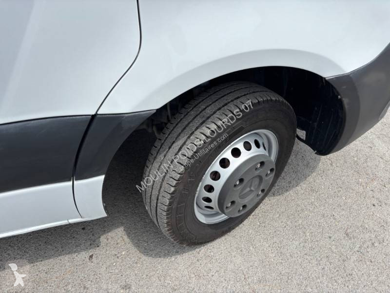 Véhicule utilitaire Mercedes