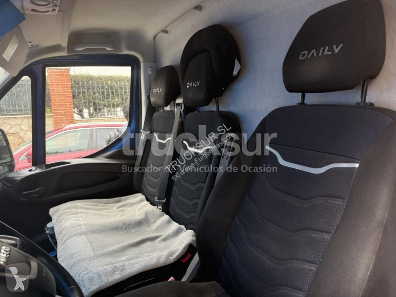 Veicolo commerciale Iveco  DAILY 35S16