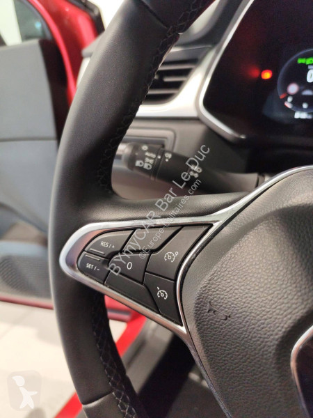 عربة نفعية Renault Captur TCe 90