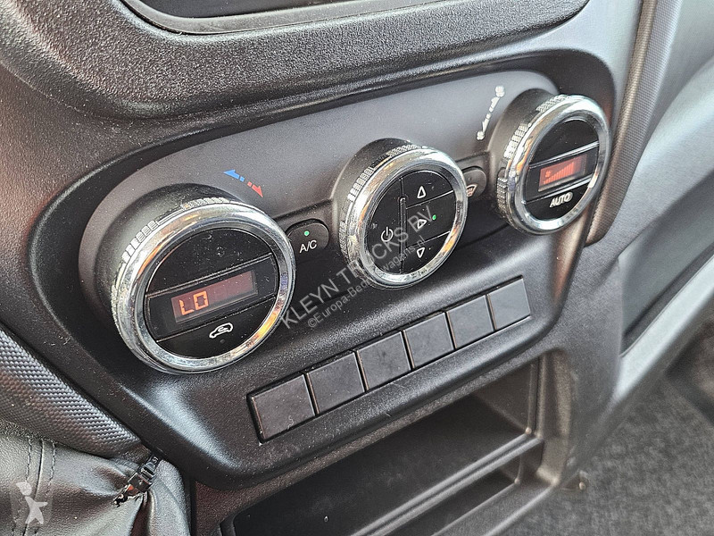 Véhicule utilitaire Iveco 35C14 ac export EURO6