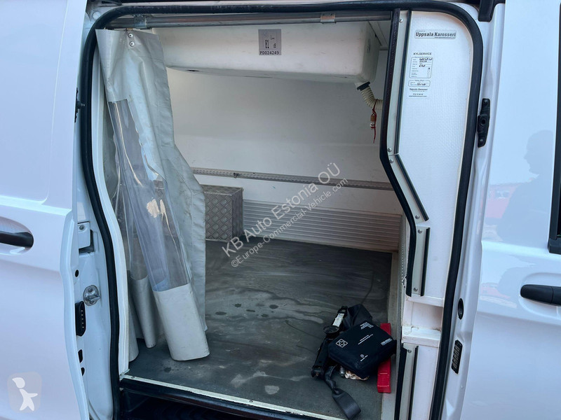 Autoutilitară Mercedes NEOS 100 Vito