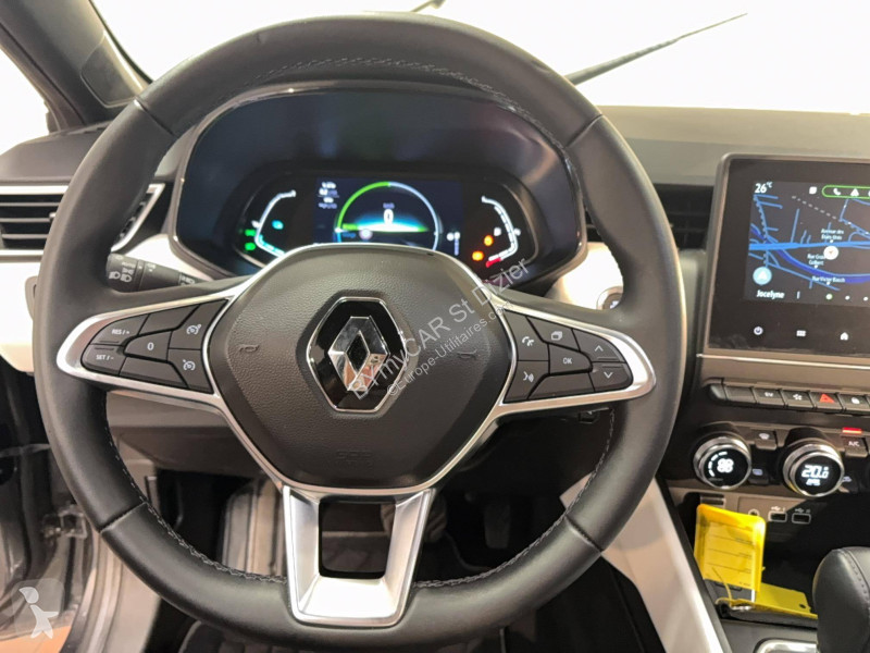 Užitkové vozidlo Renault Clio E-Tech full...