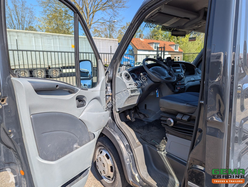 Véhicule utilitaire Iveco 4x2 Euro4 -...