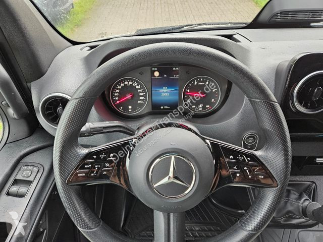 Užitkové vozidlo Mercedes 317 CDI...