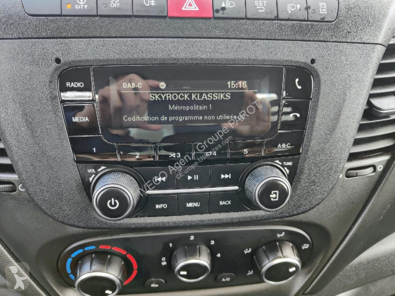 Veicolo commerciale Iveco 35C16H3.0 empattement...