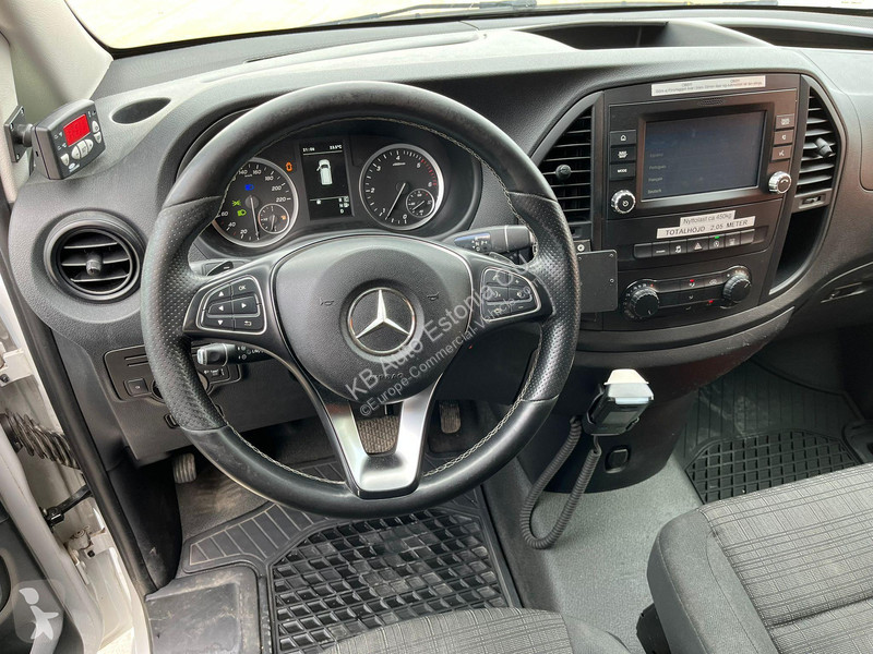 Autoutilitară Mercedes NEOS 100 Vito