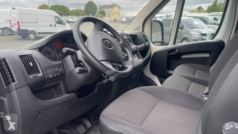 Veículo utilitário Opel