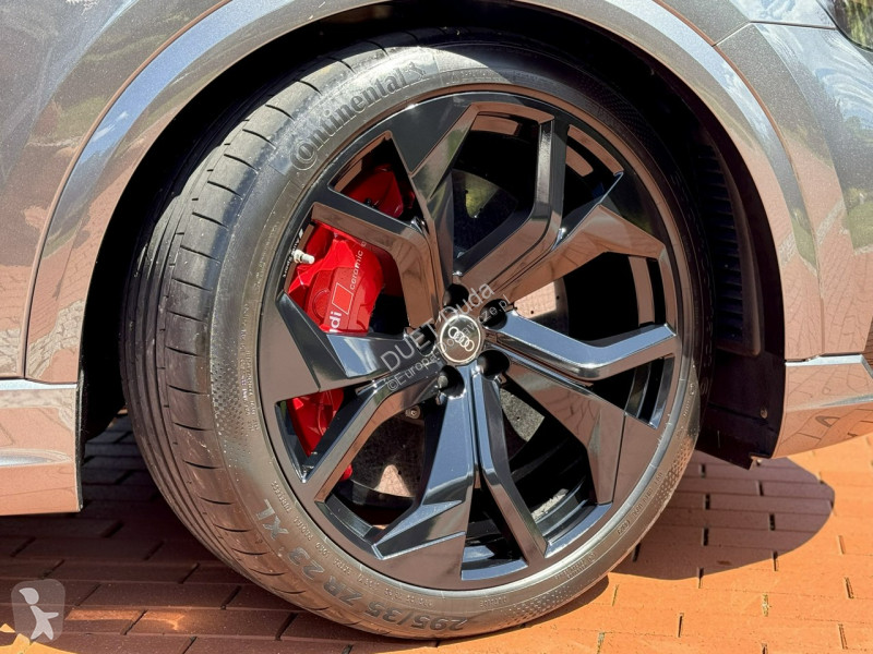 Véhicule utilitaire Audi RS Q8
