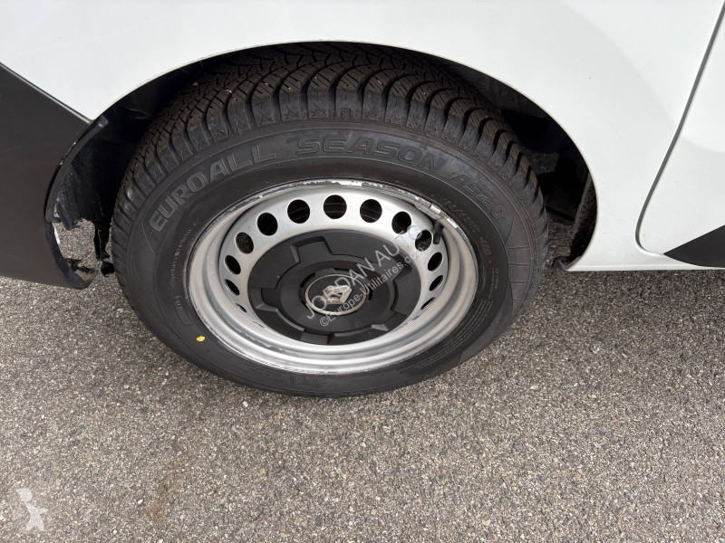 Véhicule utilitaire Renault 1.5 BluedCi 75ch...