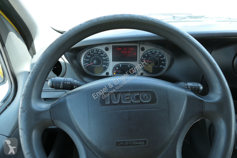 Furgoneta Iveco Daily 35 S11 C30C AUTOMATIK...
