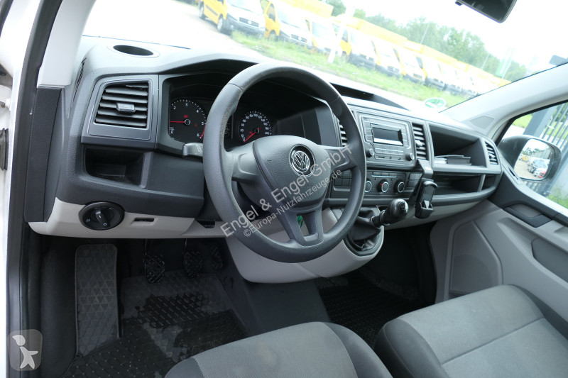 Autoutilitară Volkswagen T6 Lang Transporter...