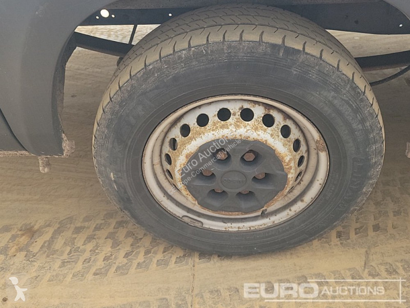 Furgoneta Iveco 35S11