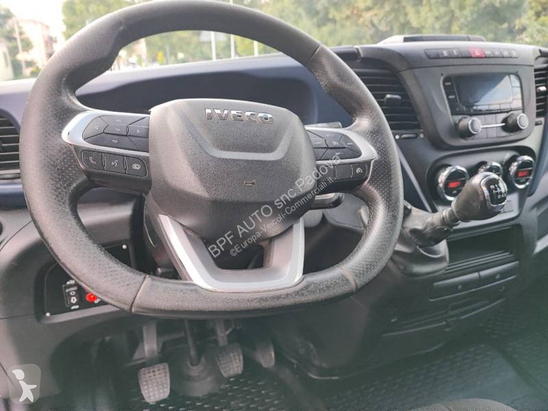 Véhicule utilitaire Iveco