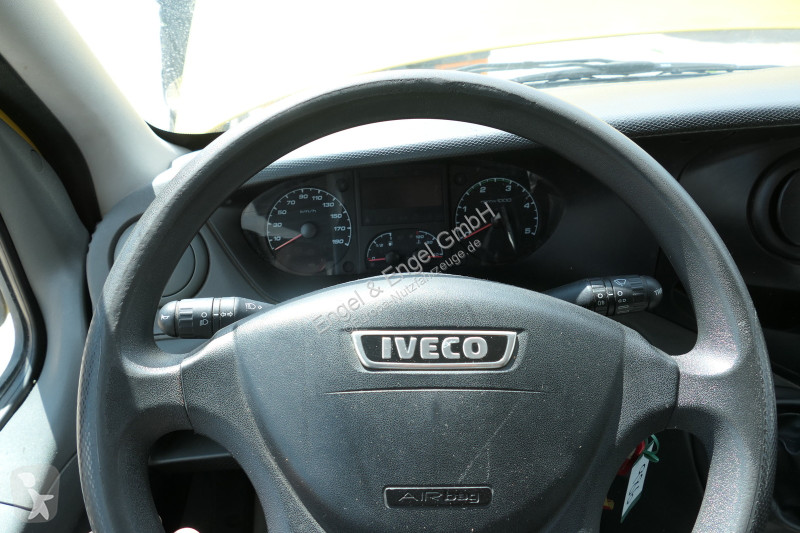 Veicolo commerciale Iveco Daily 35 S11 C30C...
