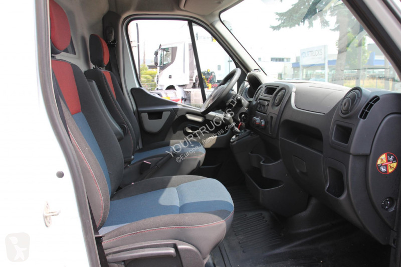 Véhicule utilitaire Renault Versalift ETL32 11m...