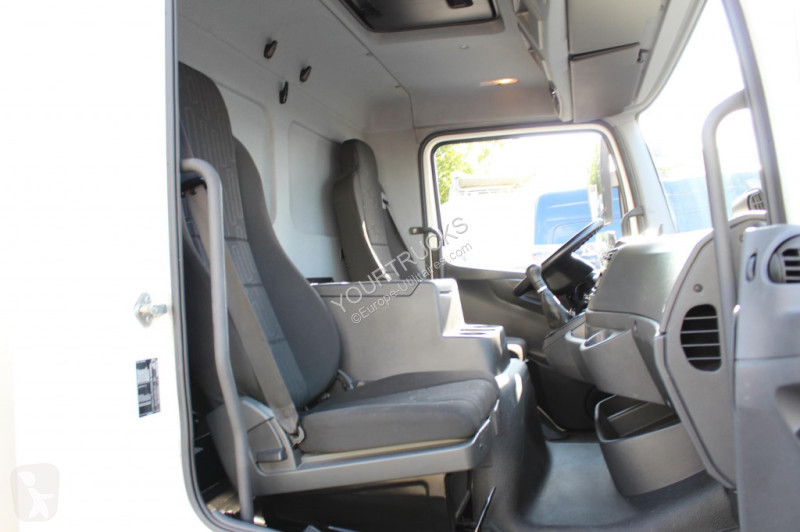 Camion Mercedes 818 E6 Koffer 6m Klima LDW...