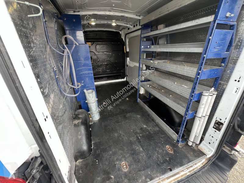 Véhicule utilitaire Ford L2H2 2.2 TDCi 155ch...
