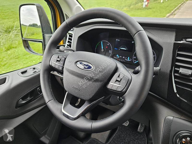 Užitkové vozidlo Ford L3H3 elektr. 68 Kwh E-