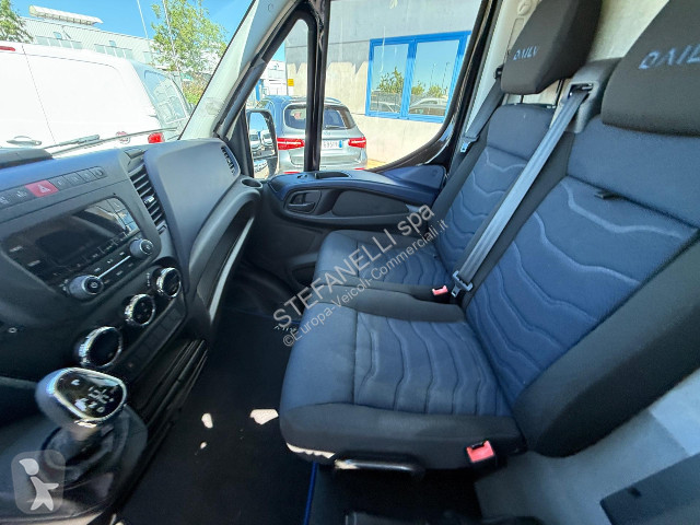Nyttofordon Iveco DAILY 35S21A8 V/P