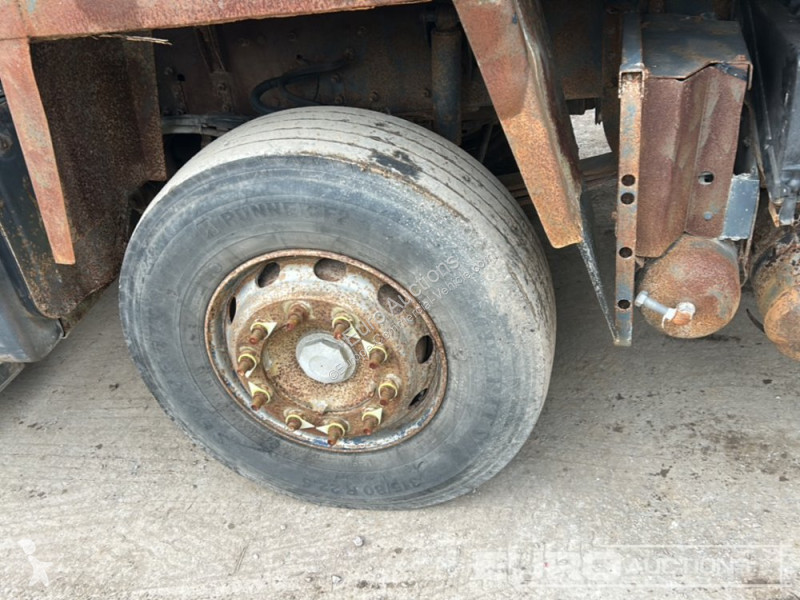 Autoutilitară Volvo FM400