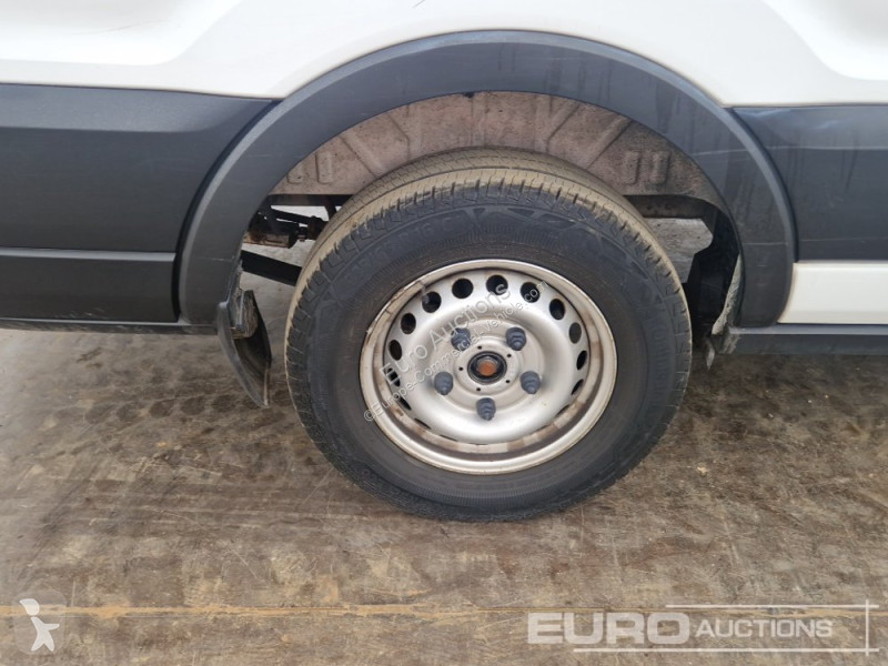 Véhicule utilitaire Ford 350